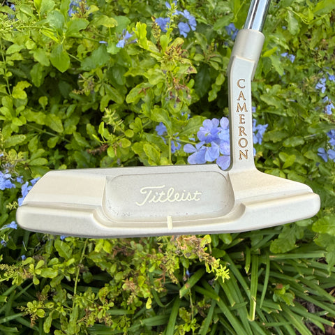 New grip in plastic lefty Newport 2