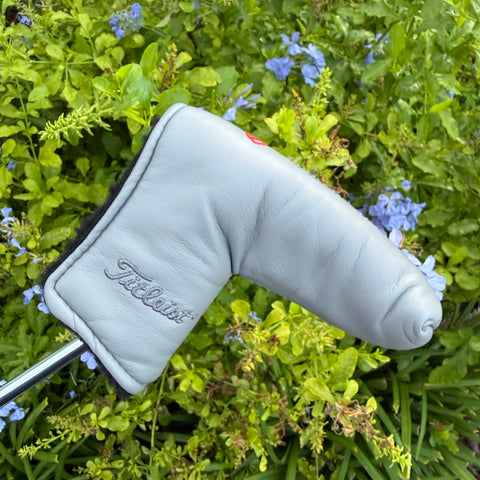 New grip in plastic lefty Newport 2